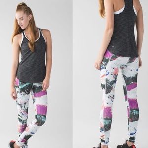 Lululemon Multi Color Leggings - size 6